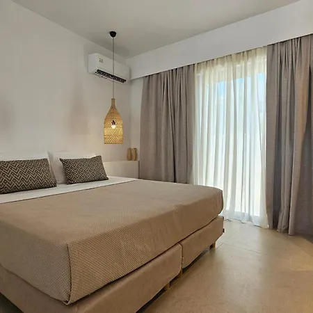 Apartahotel Etherio Milos 3*