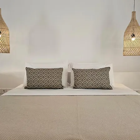 Etherio Milos Pollonia