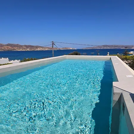 Etherio Milos Apartahotel