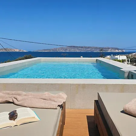 Etherio Milos Aparthotel Pollonia