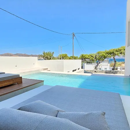 Etherio Milos Aparthotel