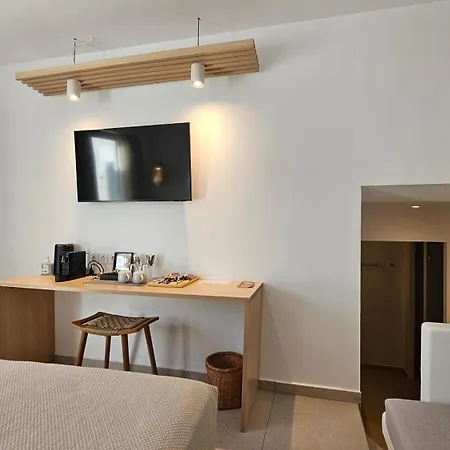 Etherio Milos Pollonia