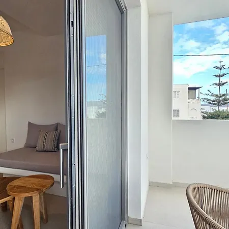 Etherio Milos Aparthotel *