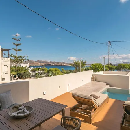 Etherio Milos מלון דירות 3*