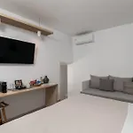 Etherio Milos Apartmanhotel