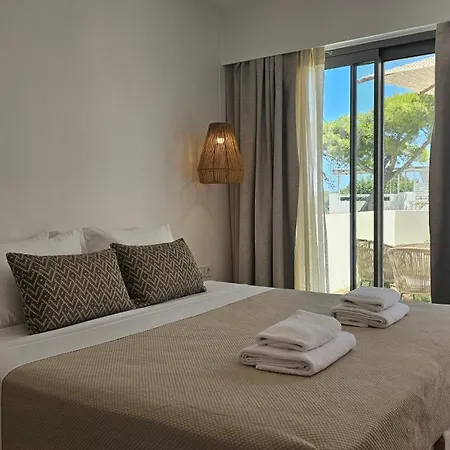 Etherio Milos Aparthotel