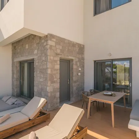 Etherio Milos 3* Pollonia